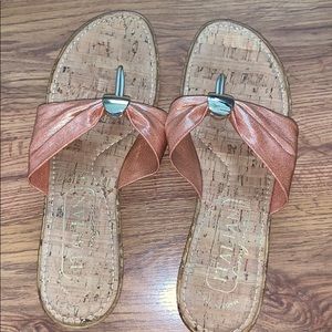 Women’s size 7 brand new sandals